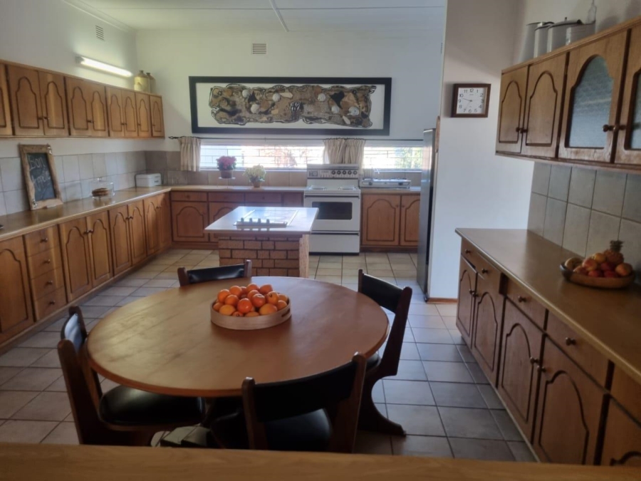 5 Bedroom Property for Sale in Upington Rural Northern Cape